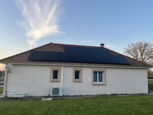 installation photovoltaïque 14kWc neuilly le réal 03 - après 1